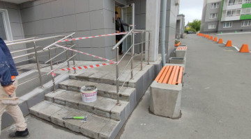 ВНИМАНИЕ!  ВЫПОЛНЕНЫ  РЕМОНТНЫЕ РАБОТЫ НА ПЛИТКЕ СТУПЕНЕЙ КРЫЛЦА 3-го и 4-го подъездов.